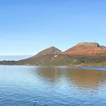 8 Person In Halsanaustan-by Traum Korsnes (Trondelag)